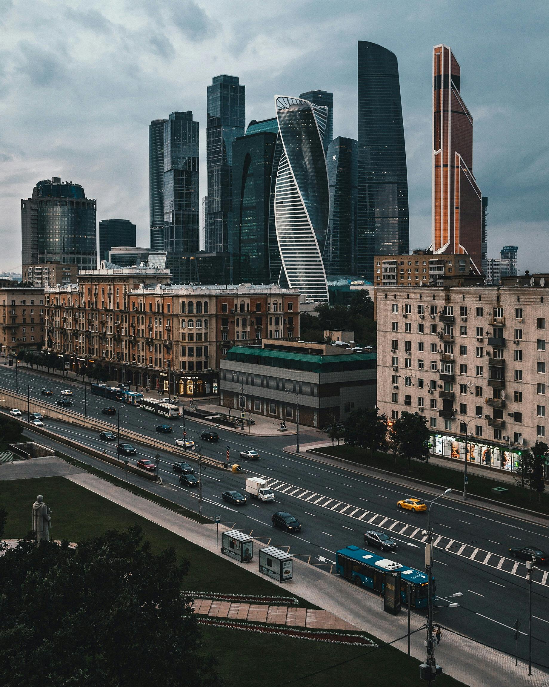 Skyline di Mosca con grattacieli moderni